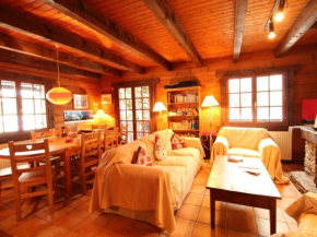 Chalet 4 chambres sur pistes débutants avec balcon et parking, à 350m des commerces - FR-1-572-196